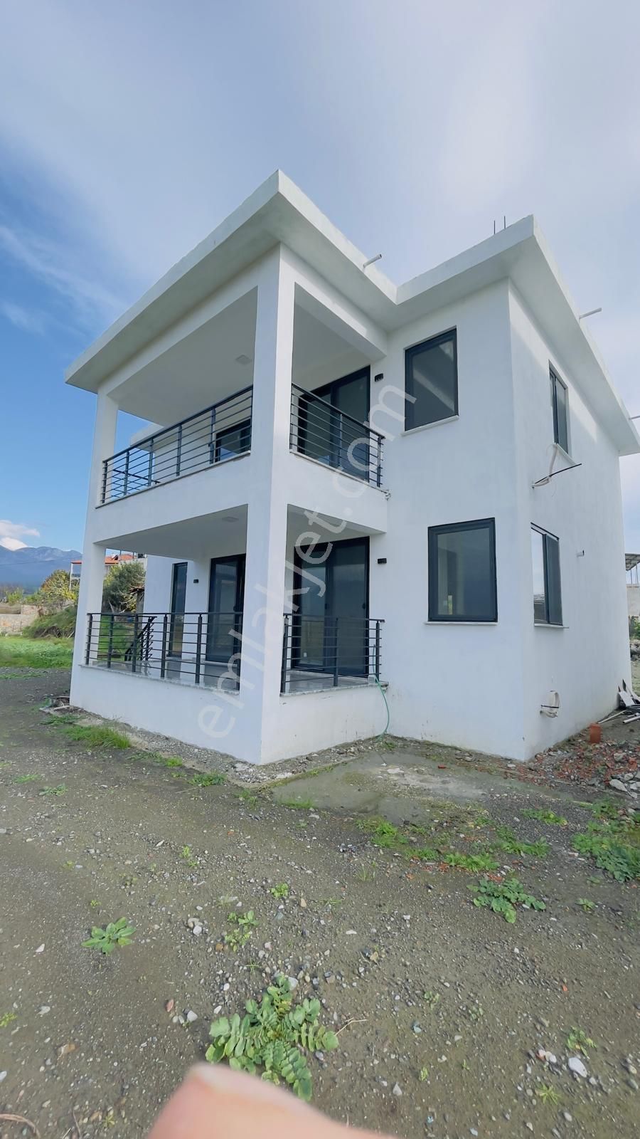 Tuana Gayrimenkul'den Zeytinalanında 4+1 Müstakil Kiralık Ev.