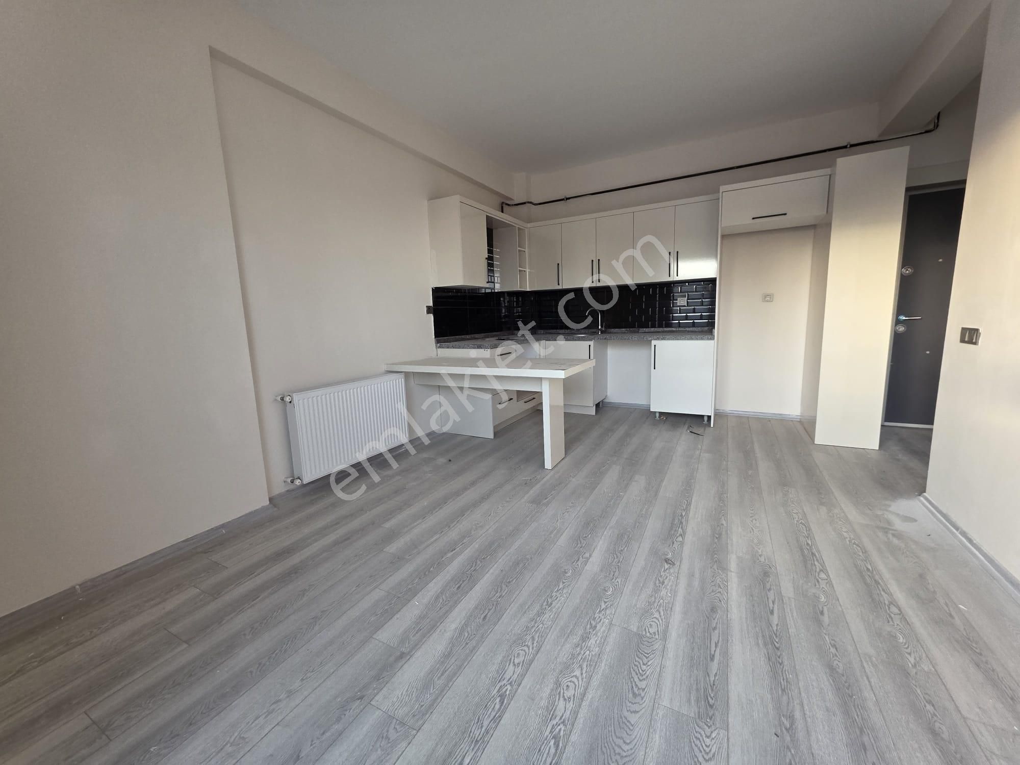 Tece De Havuzlu,iskanlı,ara Kat Cok Cazip Fiyata 1+1 Kaçmaz!!!!! - Görsel 3