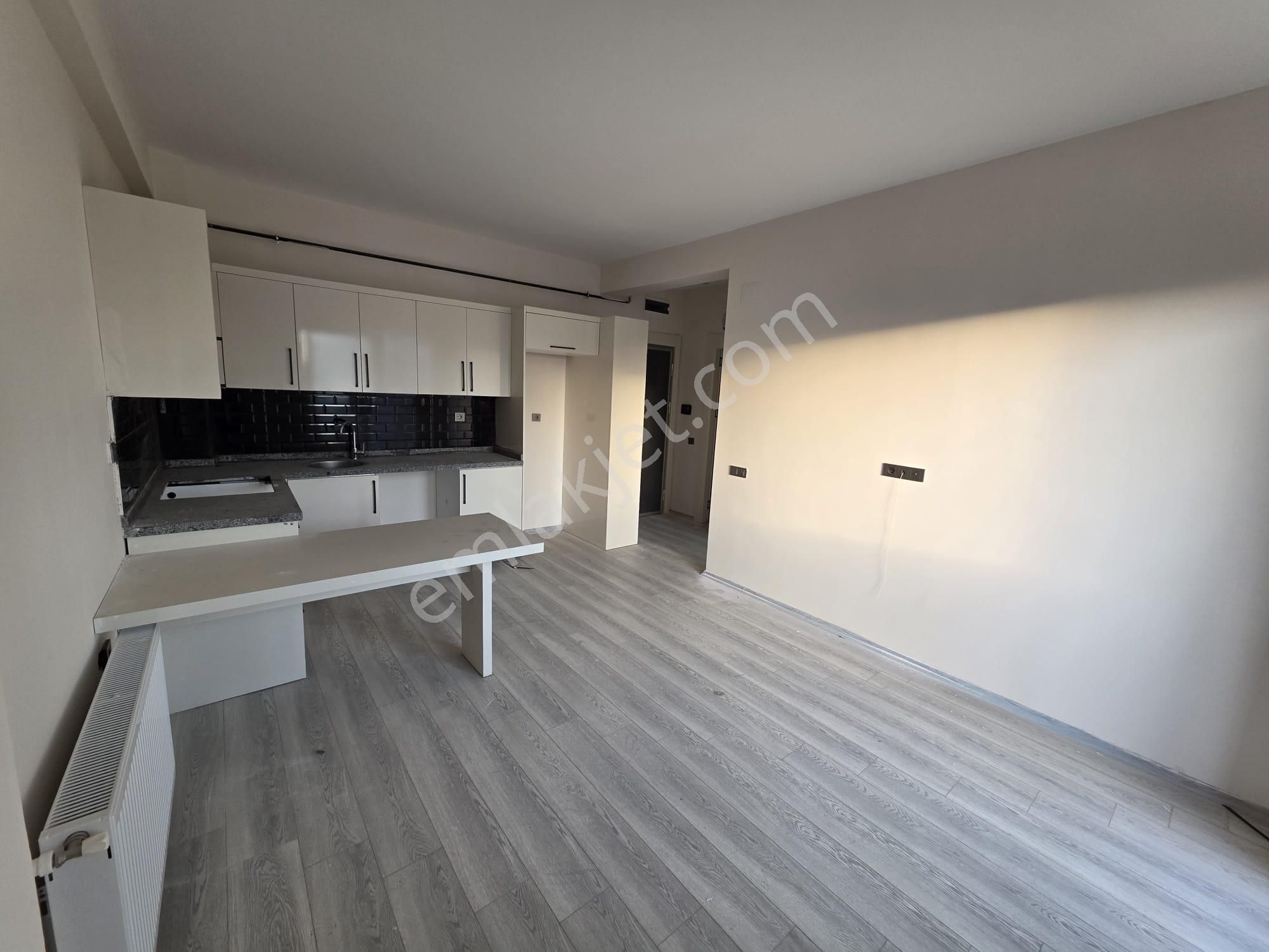 Tece De Havuzlu,iskanlı,ara Kat Cok Cazip Fiyata 1+1 Kaçmaz!!!!! - Görsel 2