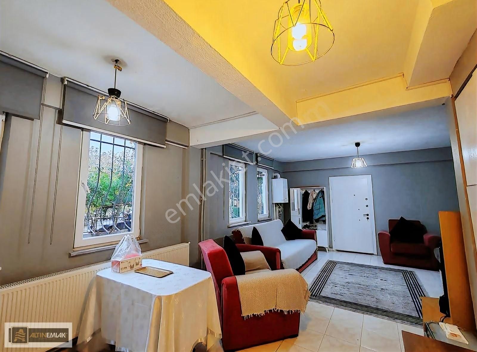 Namık Kemal Mh.de Deniz Manzaralı,bahçeli Müstakil Ful Eşyalı Ev - Görsel 14