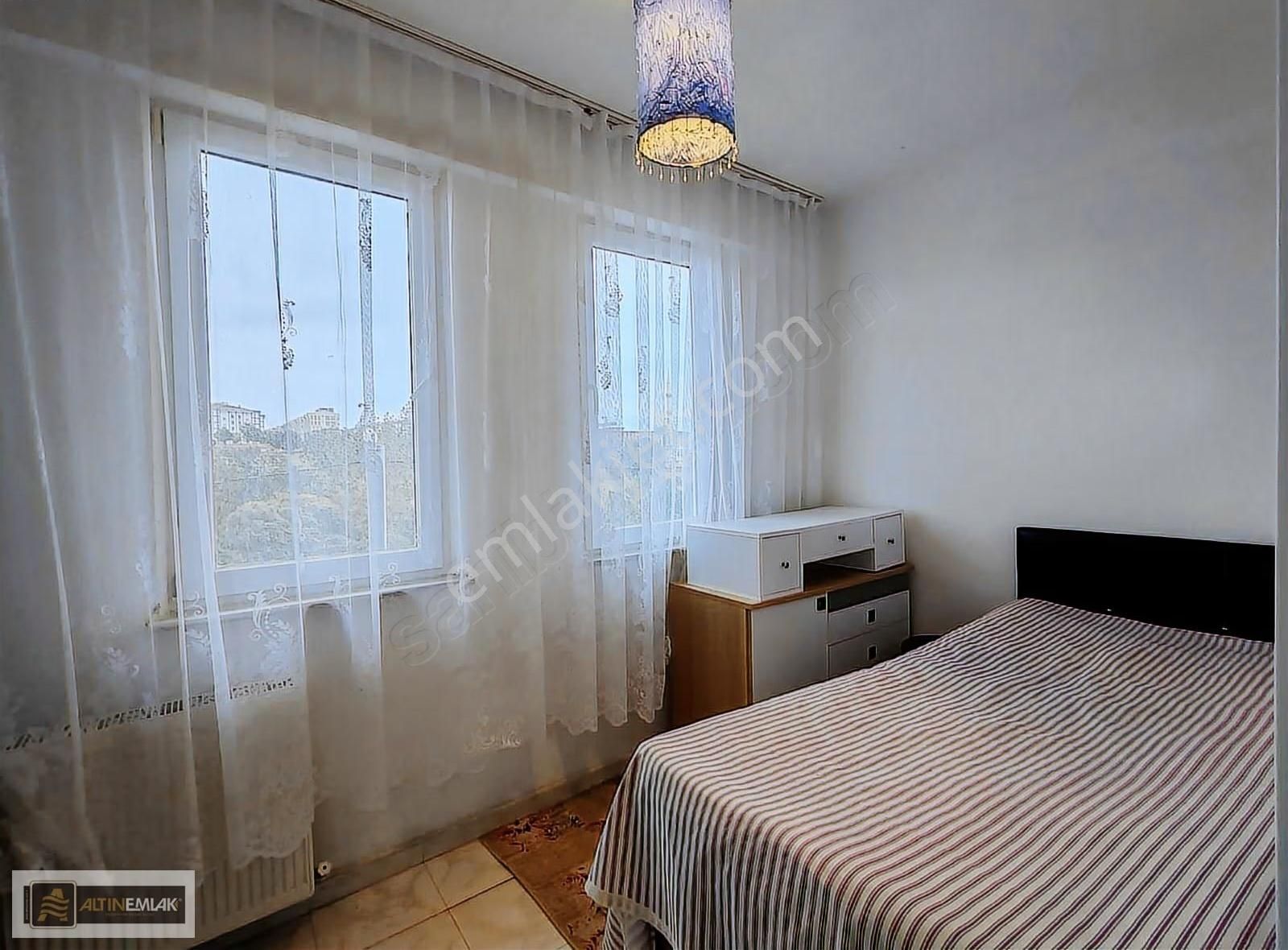 Namık Kemal Mh.de Deniz Manzaralı,bahçeli Müstakil Ful Eşyalı Ev - Görsel 12