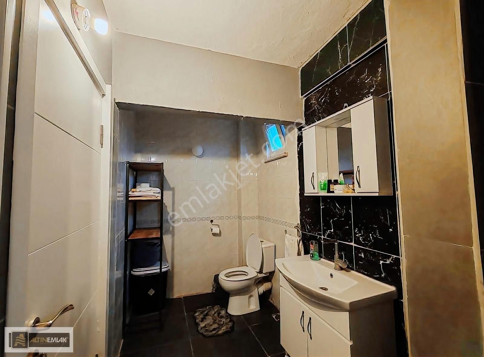 Namık Kemal Mh.de Deniz Manzaralı,bahçeli Müstakil Ful Eşyalı Ev - Görsel 27