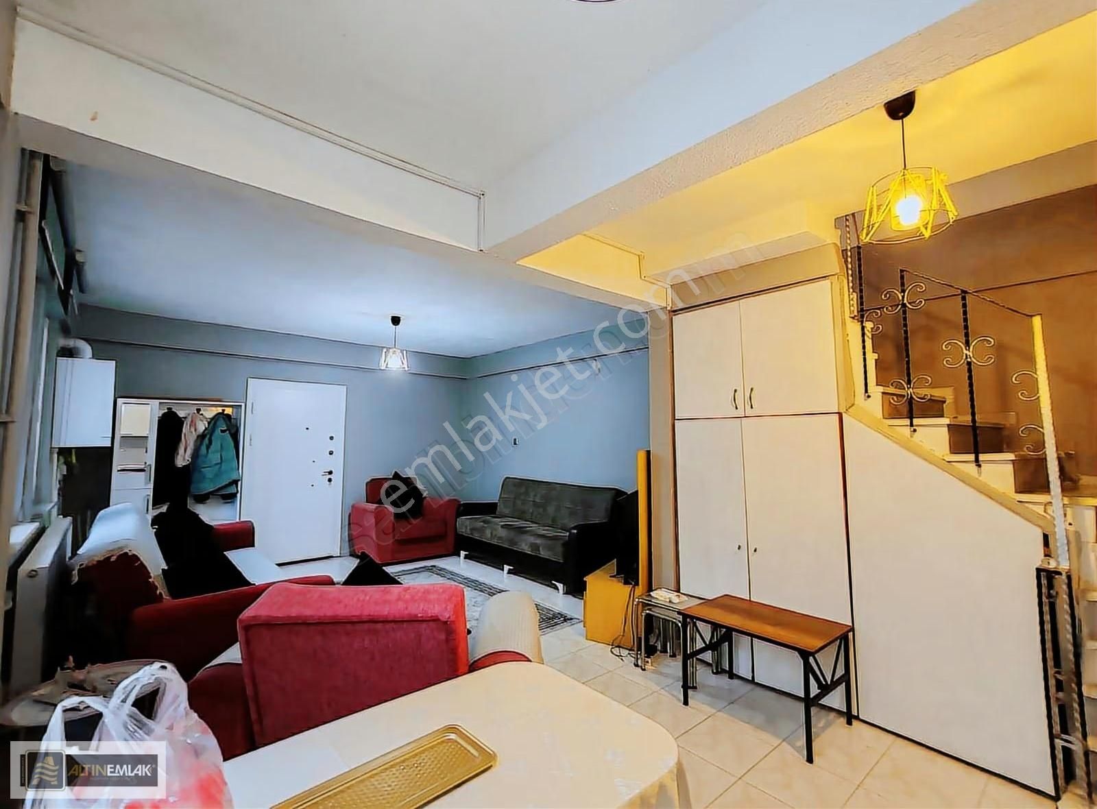 Namık Kemal Mh.de Deniz Manzaralı,bahçeli Müstakil Ful Eşyalı Ev - Görsel 7