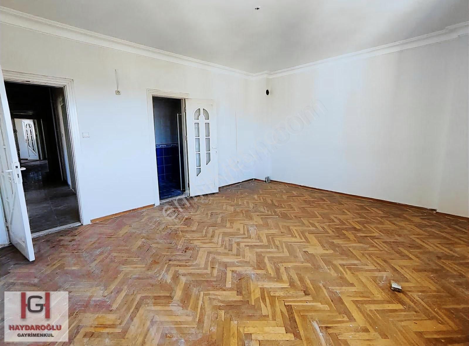 Gazimuhtarda Kiralık 300 M² 4+1 Satılık Daire - Görsel 12