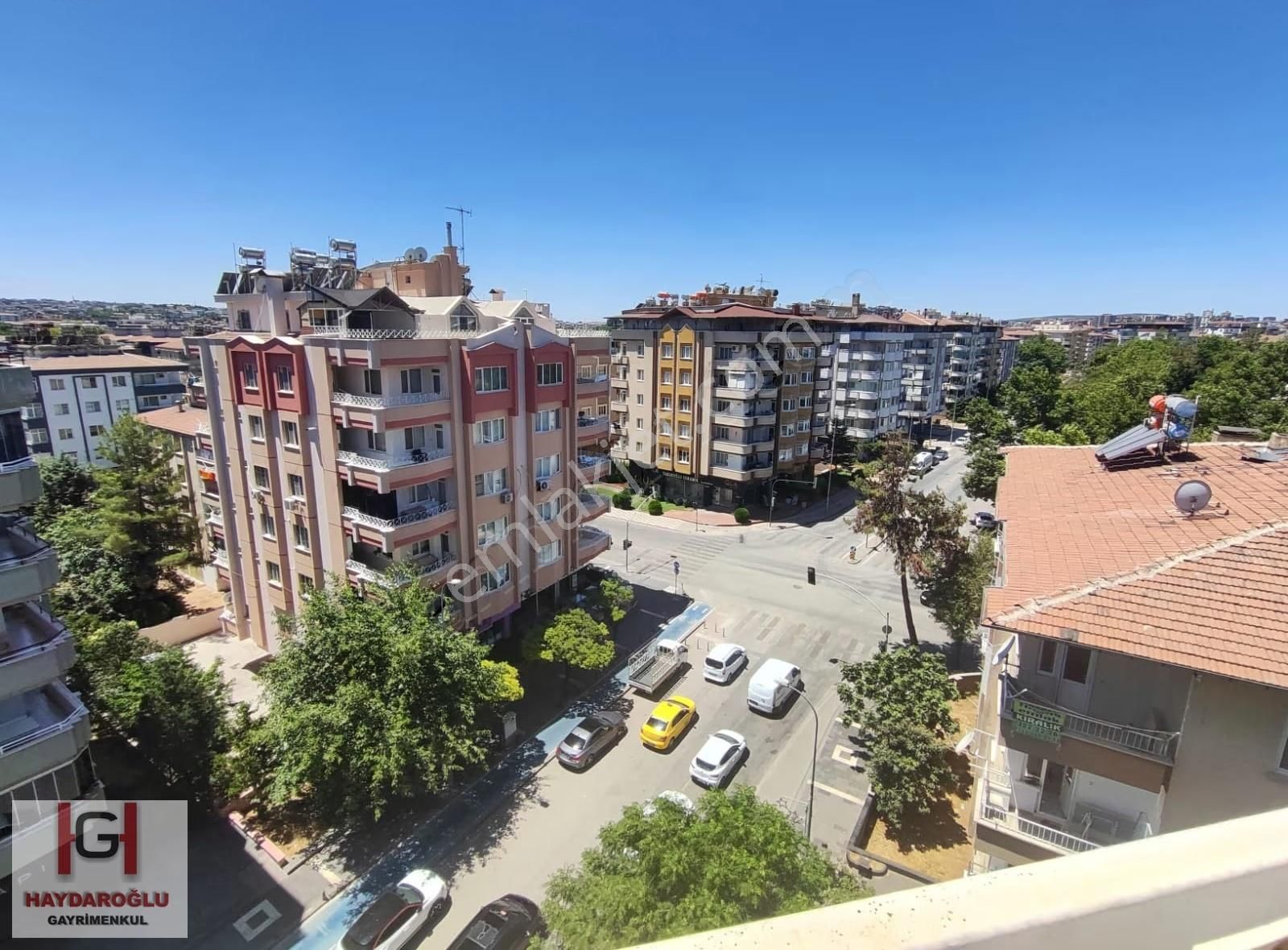 Sarıgüllük'te Cadde Üzeri 5+1 Satılık Dublex Daire - Görsel 9