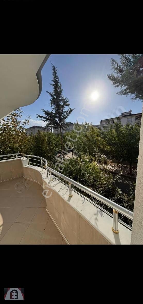 Ertuğrul Gazi Mahallesi'nde Bakımlı Dairemiz Satışta - Görsel 8