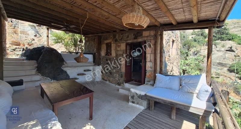 Gümüşlük Eski Karakaya'da, Oturuma Hazır, Deniz Manzaralı Orijinal Taş Ev - Görsel 8