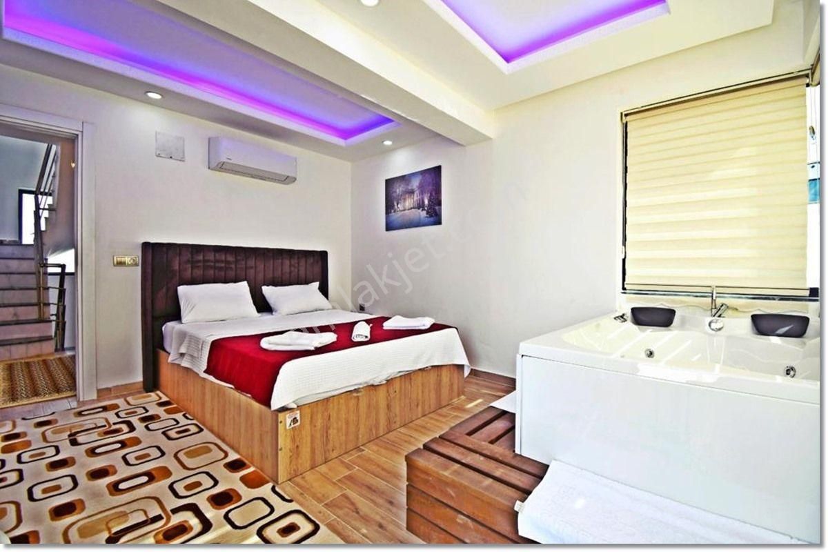 Fethiye Ölüdeniz De 4+1 Günlük Kiralık Villa - Görsel 33