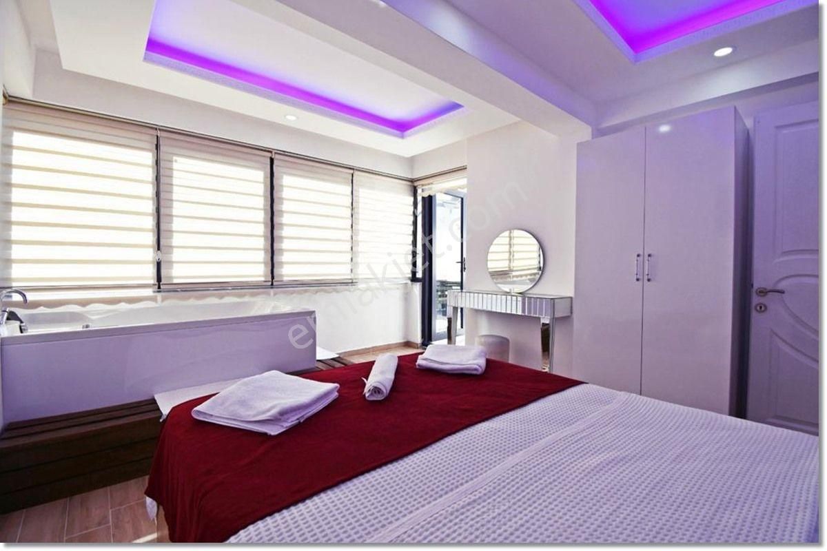 Fethiye Ölüdeniz De 4+1 Günlük Kiralık Villa - Görsel 35