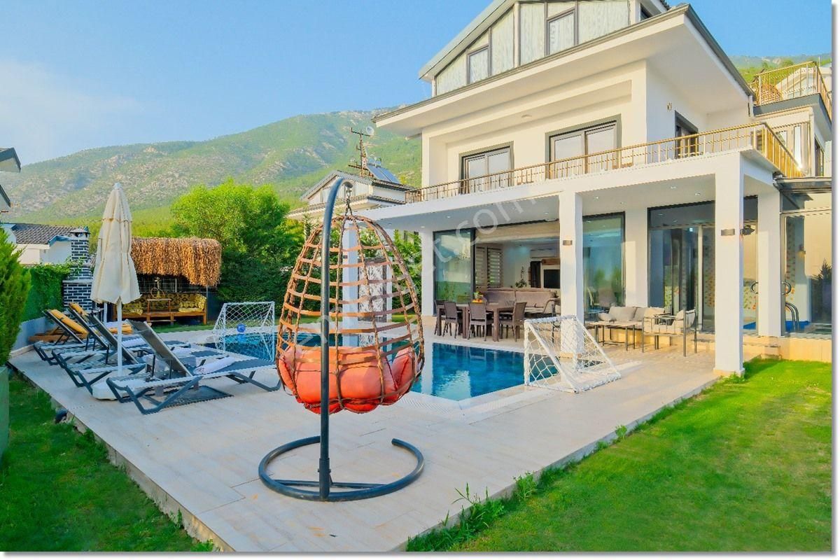 Fethiye Ölüdeniz De 4+1 Günlük Kiralık Villa - Görsel 11