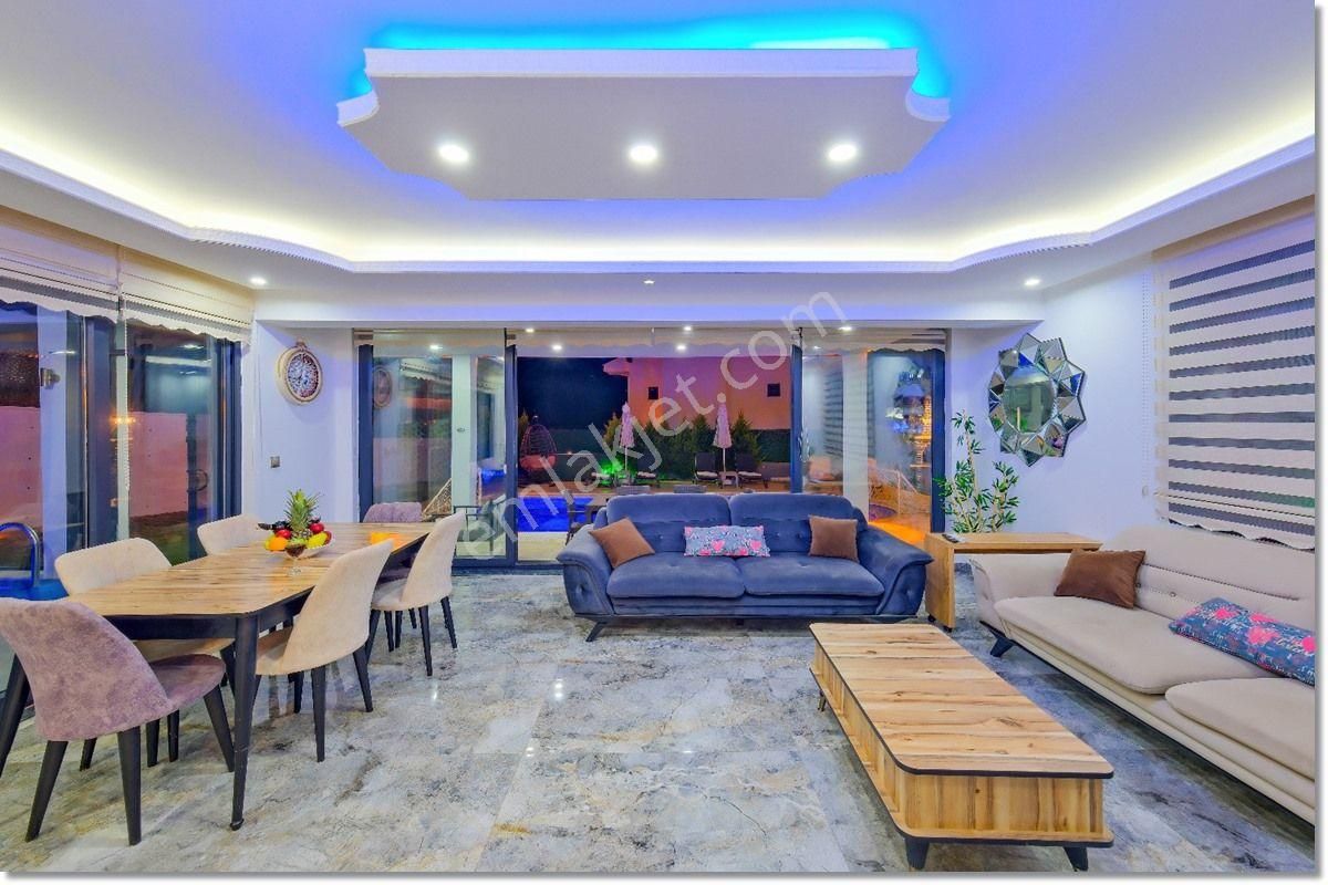 Fethiye Ölüdeniz De 4+1 Günlük Kiralık Villa - Görsel 25