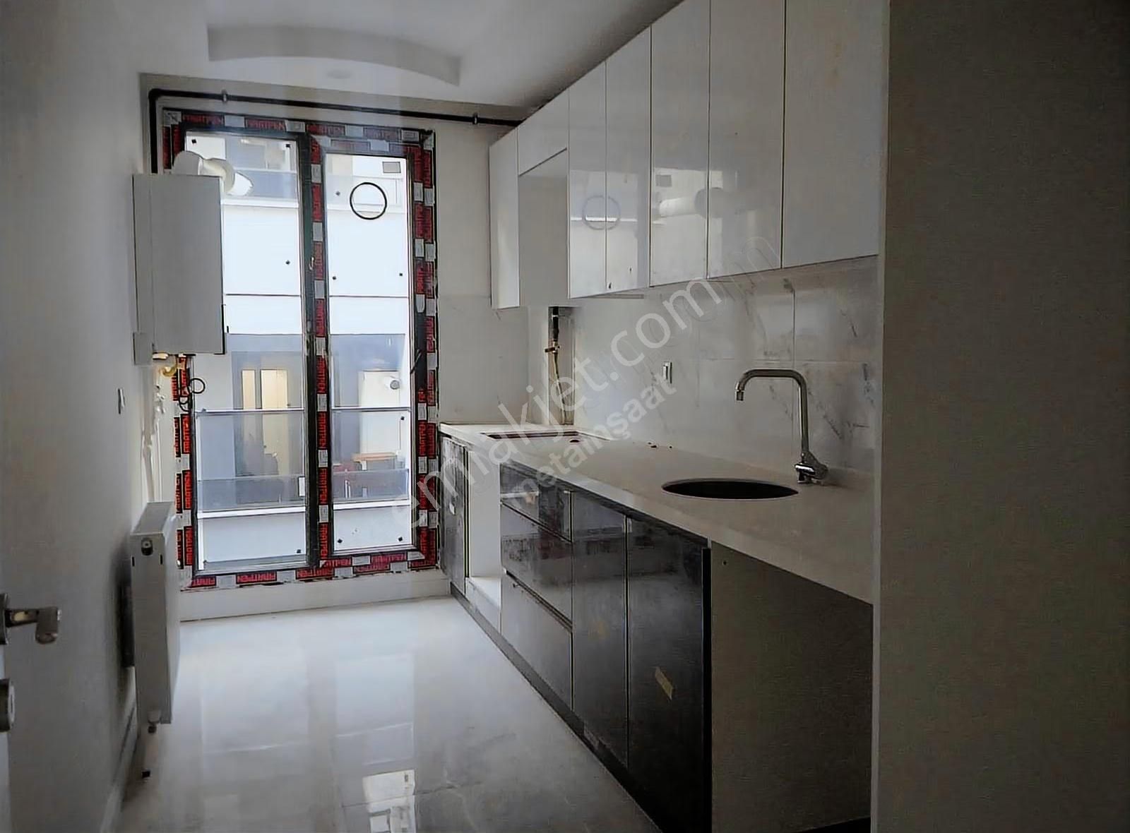 Küçükçekmece Cenntte Otoparklı Satılık 95m2daire.2+1-5.950.000tl - Görsel 6