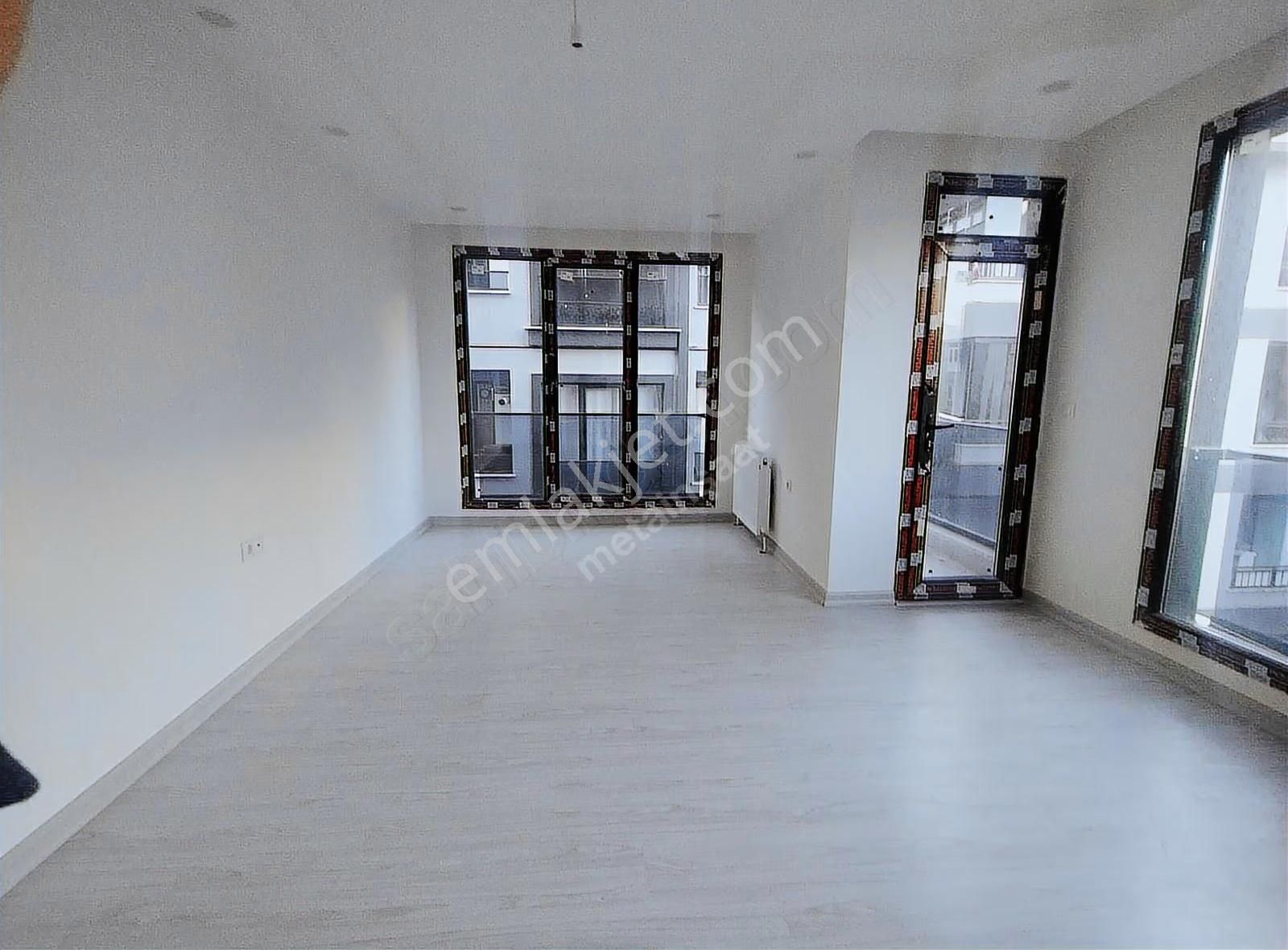 Küçükçekmece Cenntte Otoparklı Satılık 95m2daire.2+1-5.950.000tl - Görsel 12