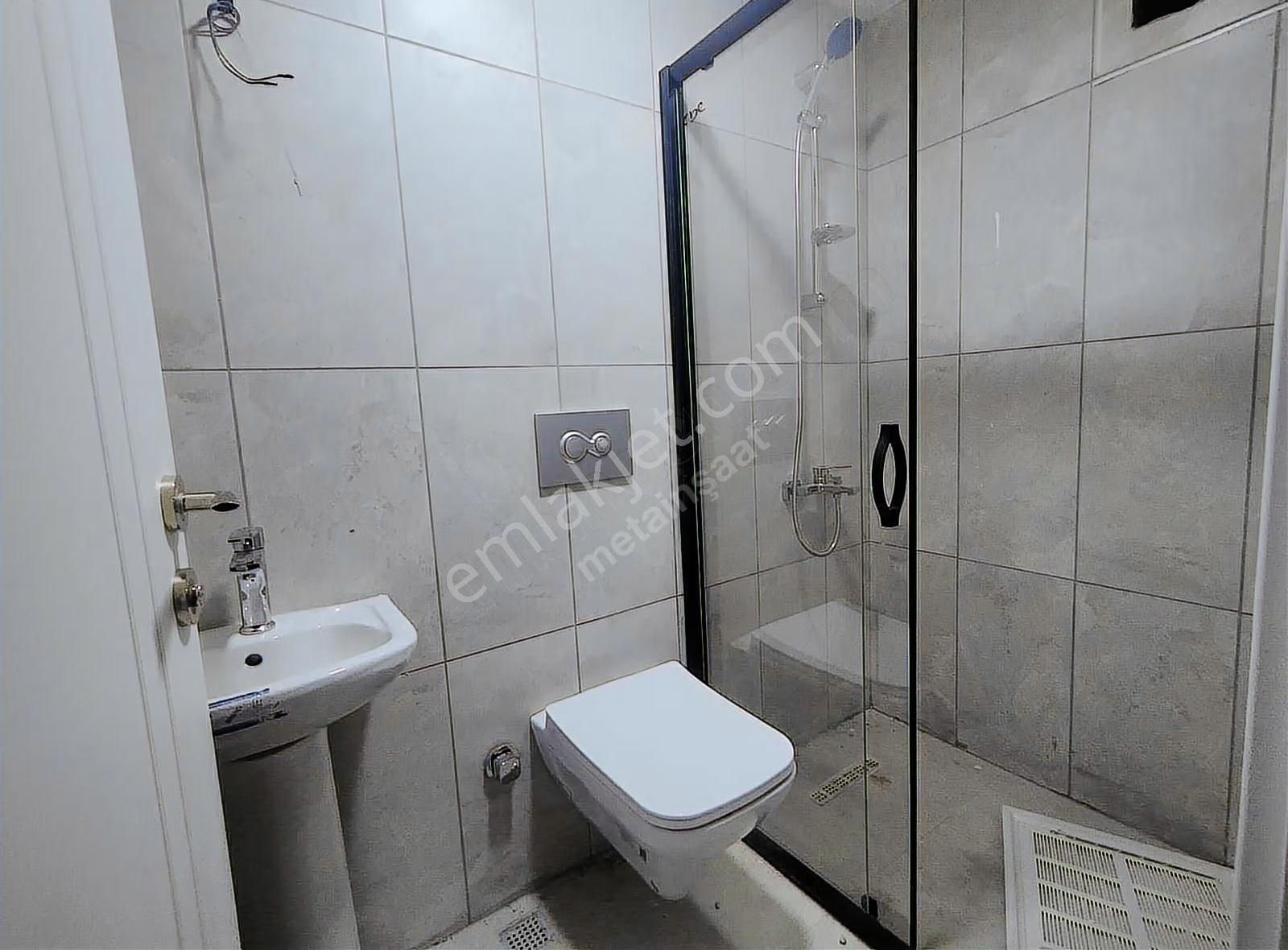 Küçükçekmece Cennette Otoparklı 95.m2.daire.2+1-7.100.000.tl - Görsel 7