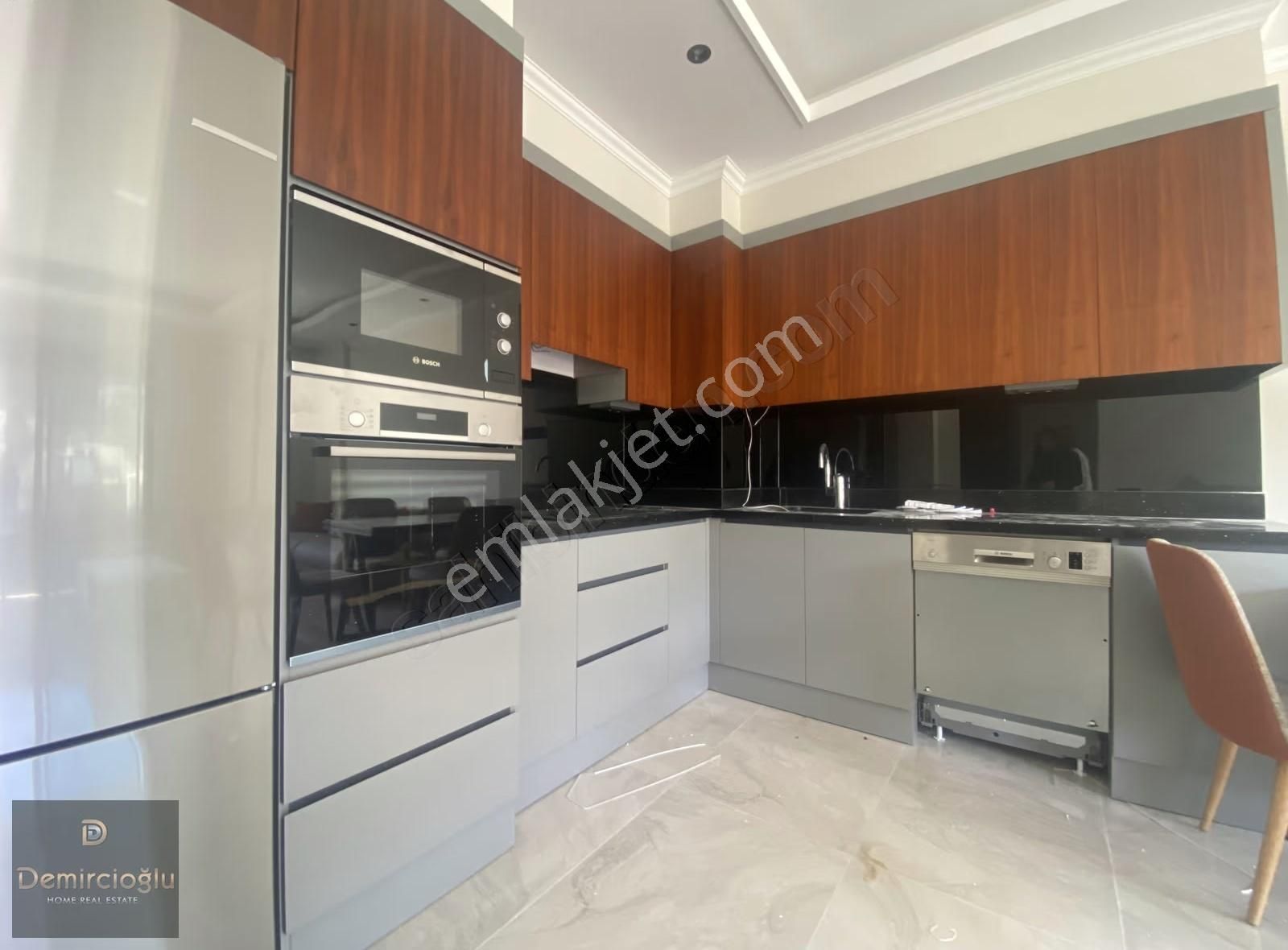 Alanya Kargıcakta Rezidans Konseptinde Manzaralı Kiralık 2+1 - Görsel 3