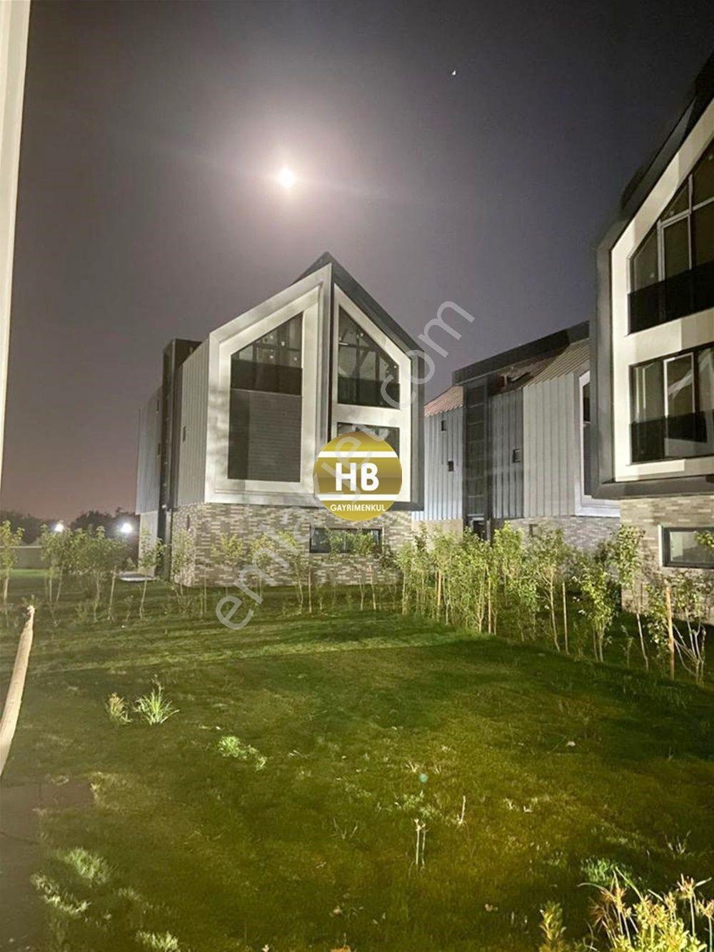 Hb'den 5+1 Satılık Villa, 385 M², Bahçeli, Tam Müstakil Tripleks - Görsel 10
