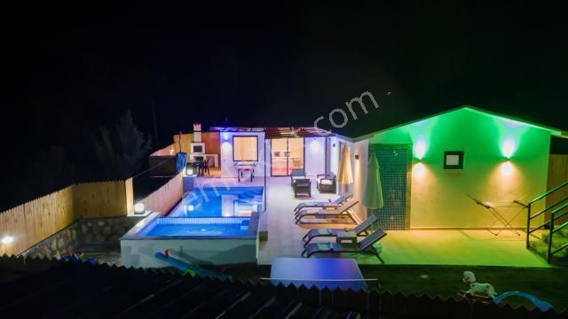 Kalkan Sarıbelende Günlük Kiralık 2+1 Villa 2026 Sezonu İçin Güncel - Görsel 3