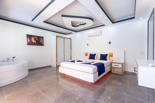 Kalkan Sarıbelende Günlük Kiralık 2+1 Villa 2026 Sezonu İçin Güncel - Görsel 21