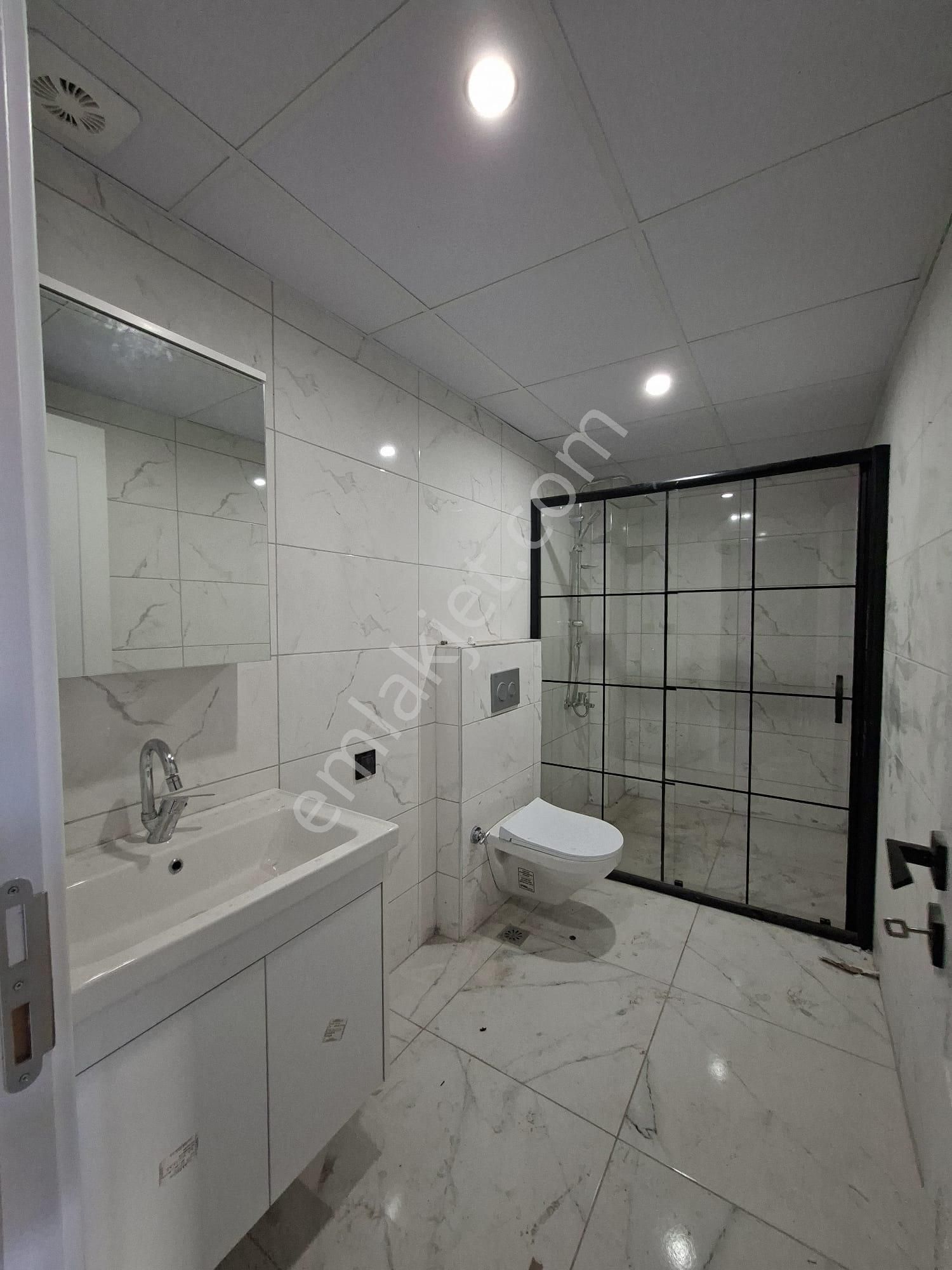 Recep Ümit Emlak'tan Gazi Yakup Satar Caddesi Yakınında Satılık Ebeveyn Banyolu 2+1 Ferah Daire - Görsel 18