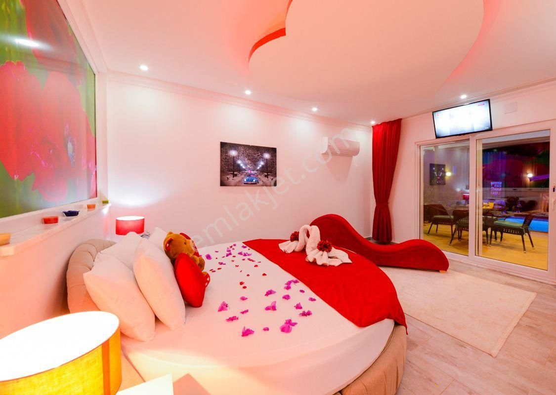 Kalkan Üzümlü De 1+1 Balayı Villası 2026 İçin Güncel - Görsel 33