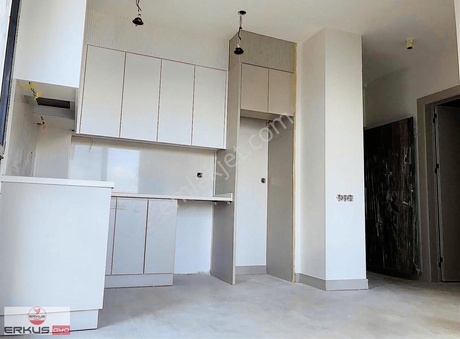 Erkuş Gyo Dan Adalet Mh.mükemmel Konumda Satılık 1+1 Apart