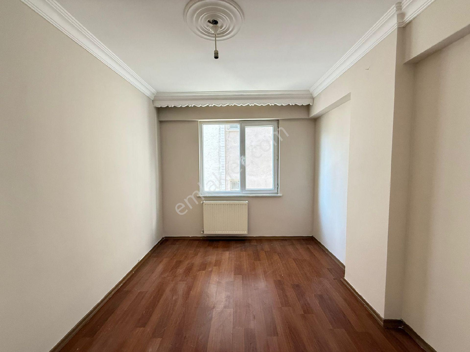 Tuşba Emlaktan Satılık Ara Kat İskanlı Kombili 3+1 - Görsel 34