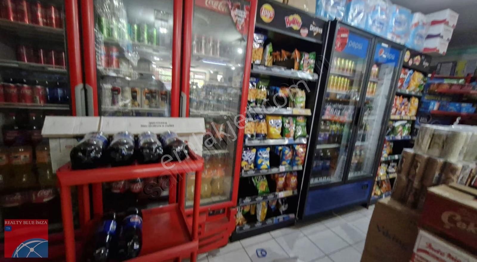 Ümraniye Huzur Mh 25 Yıl Müşterisi Oturmuş Yüksek Cirolu Market - Görsel 7