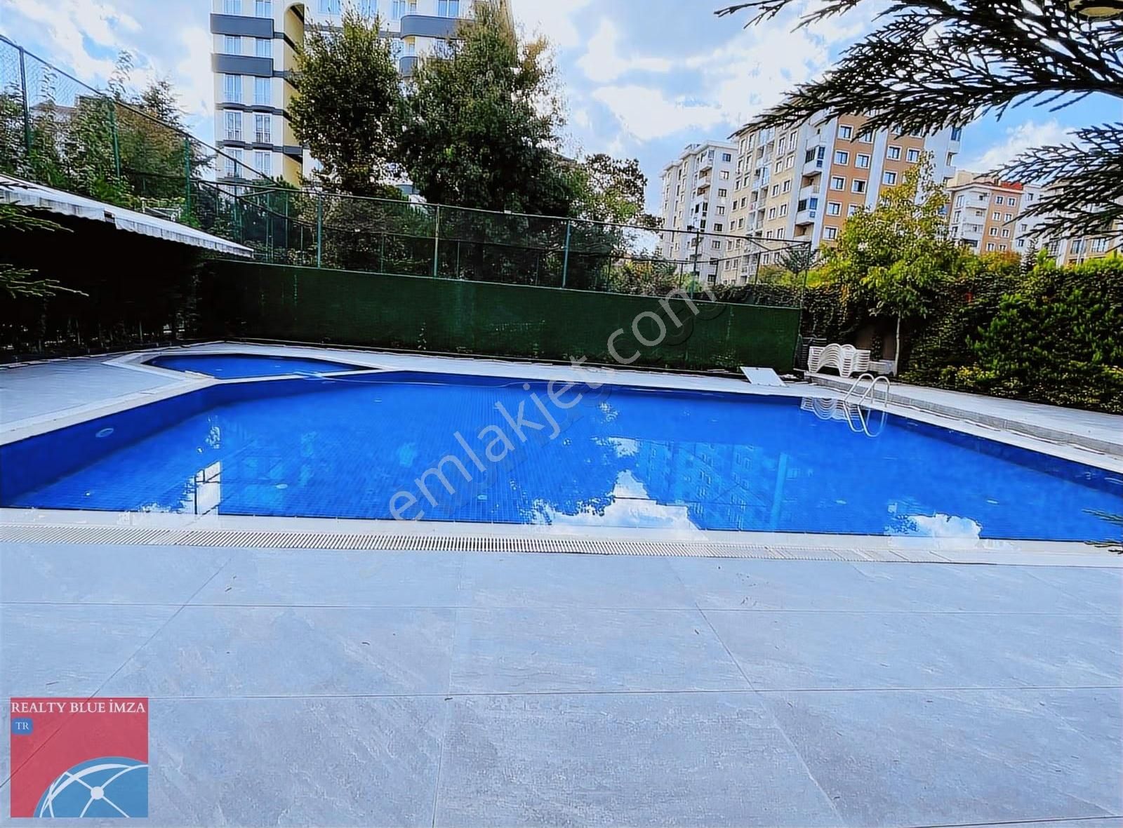 Ümraniye Yeşil Konaklar Sitesi'nde 5+1 Lüks Üst Dubleks Daire - Görsel 11