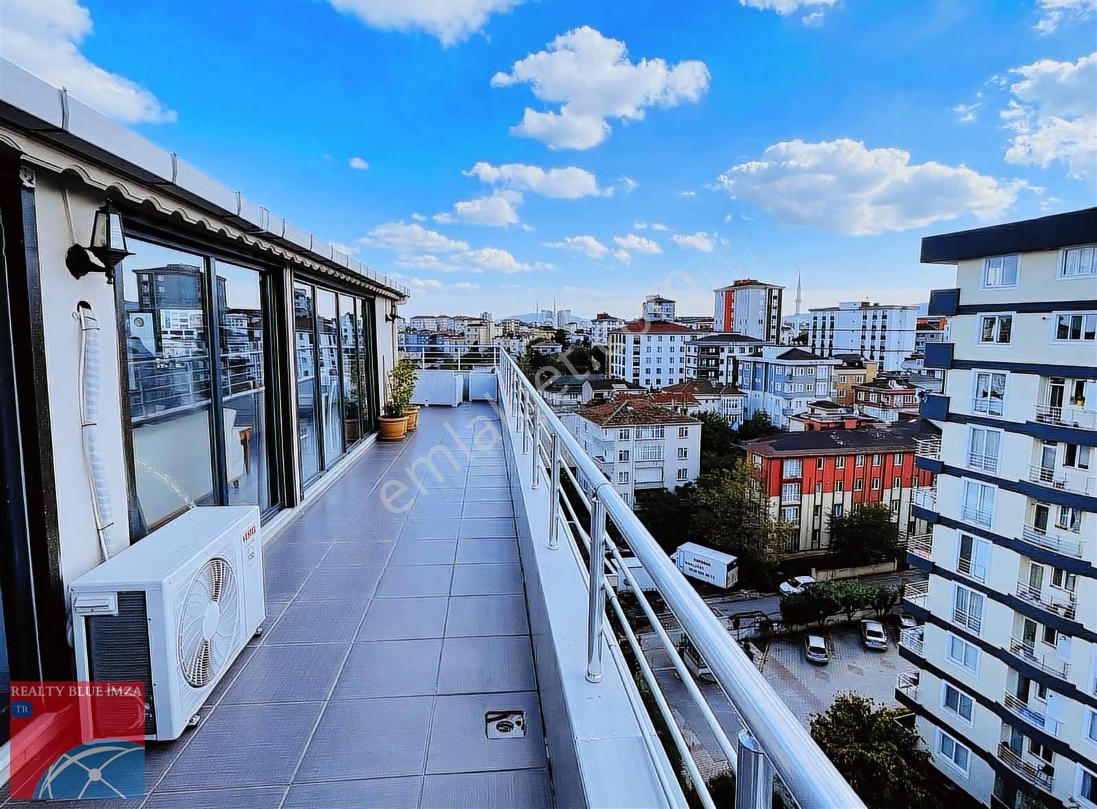 Ümraniye Yeşil Konaklar Sitesi'nde 5+1 Lüks Üst Dubleks Daire - Görsel 6