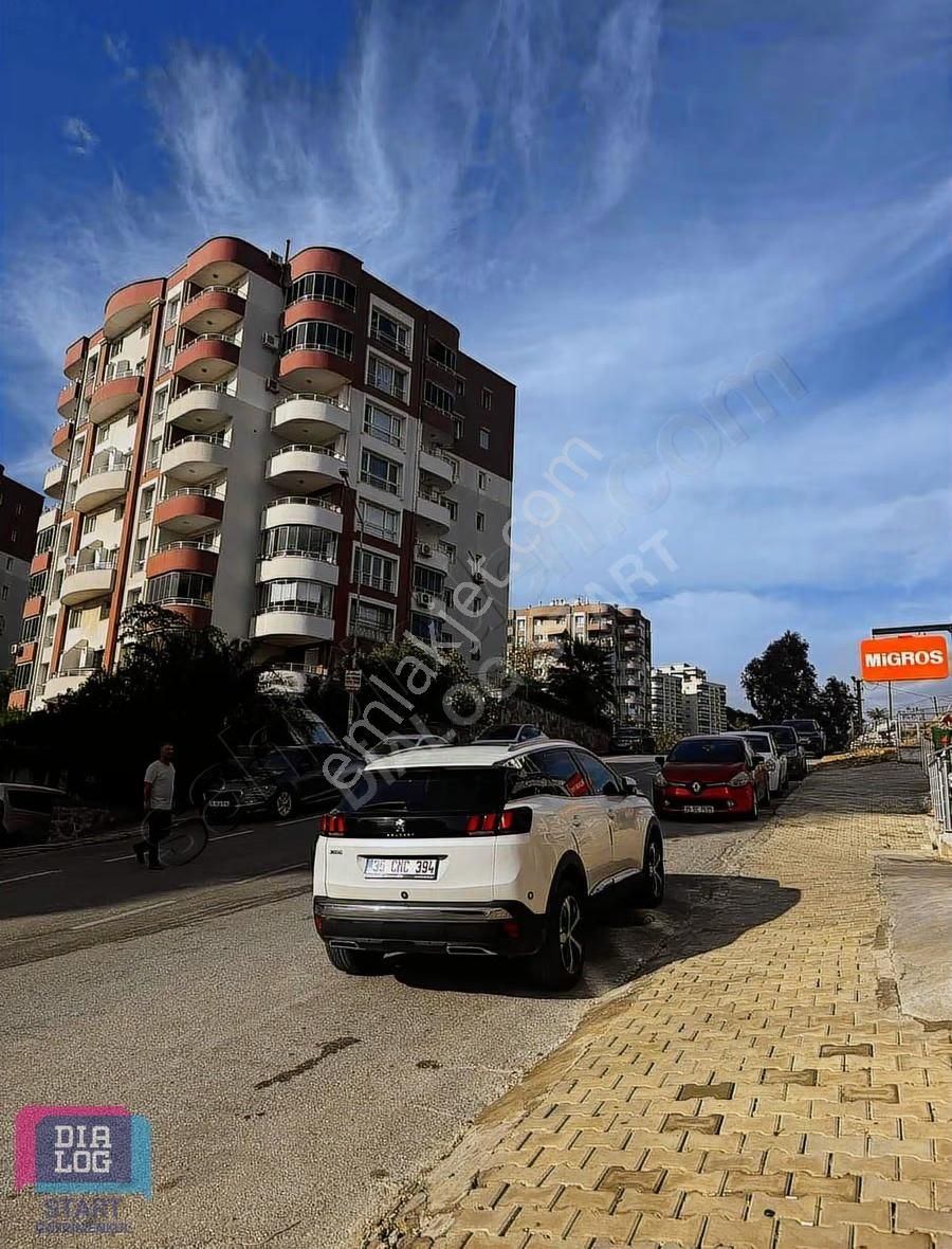 Bayraklı Körfez De Geniş 4+1 Full Deniz Manzaralı Satılık Daire - Görsel 4