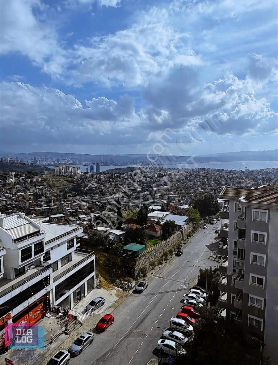 Bayraklı Körfez De Geniş 4+1 Full Deniz Manzaralı Satılık Daire