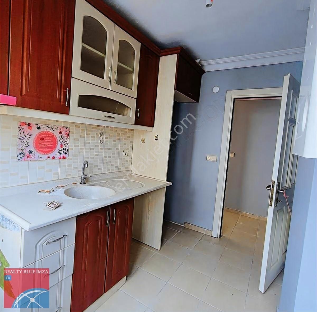 Çekmeköy Hamidiye Mah.geniş Balkonlu 2+1 Satılık Daire - Görsel 9