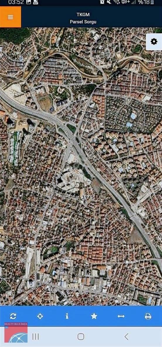 Ümraniye Necip Fazıl Mh.müstakil Bahçeli İki Katlı 125m Arsa Var