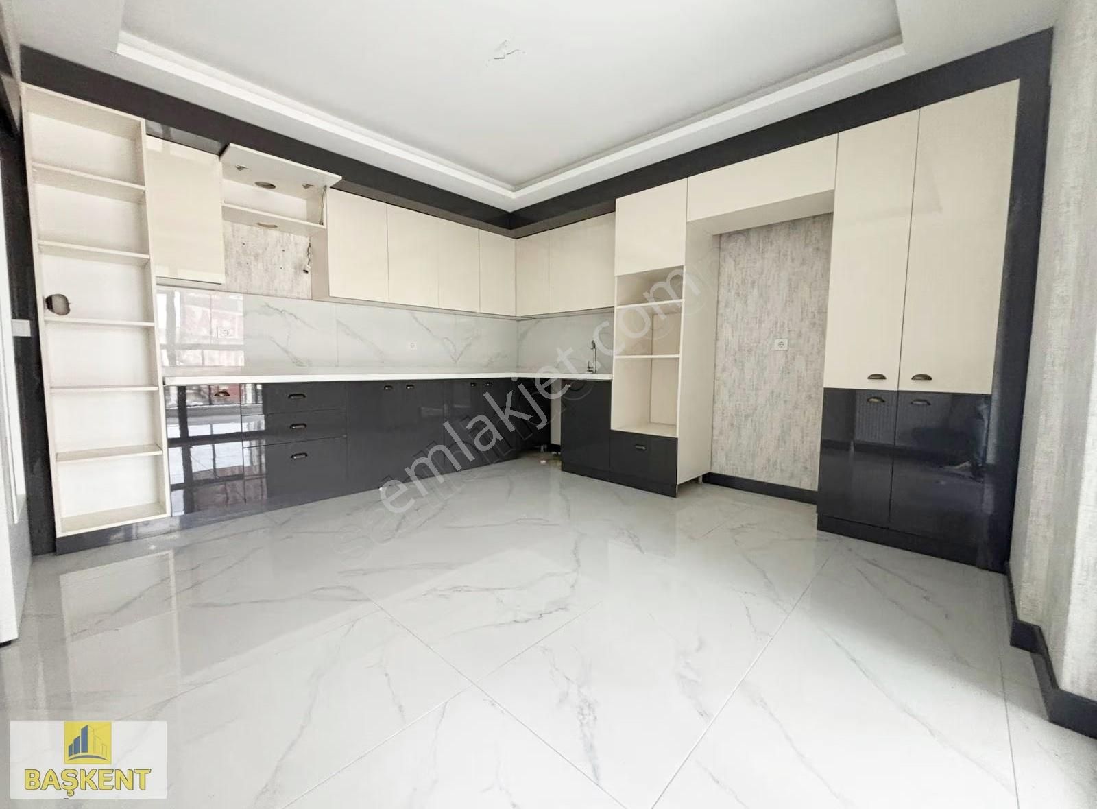 Başkent Gayrimenkul'den Merkezi Konumda Geniş Uygun Fiyatlı 4+1 - Görsel 16