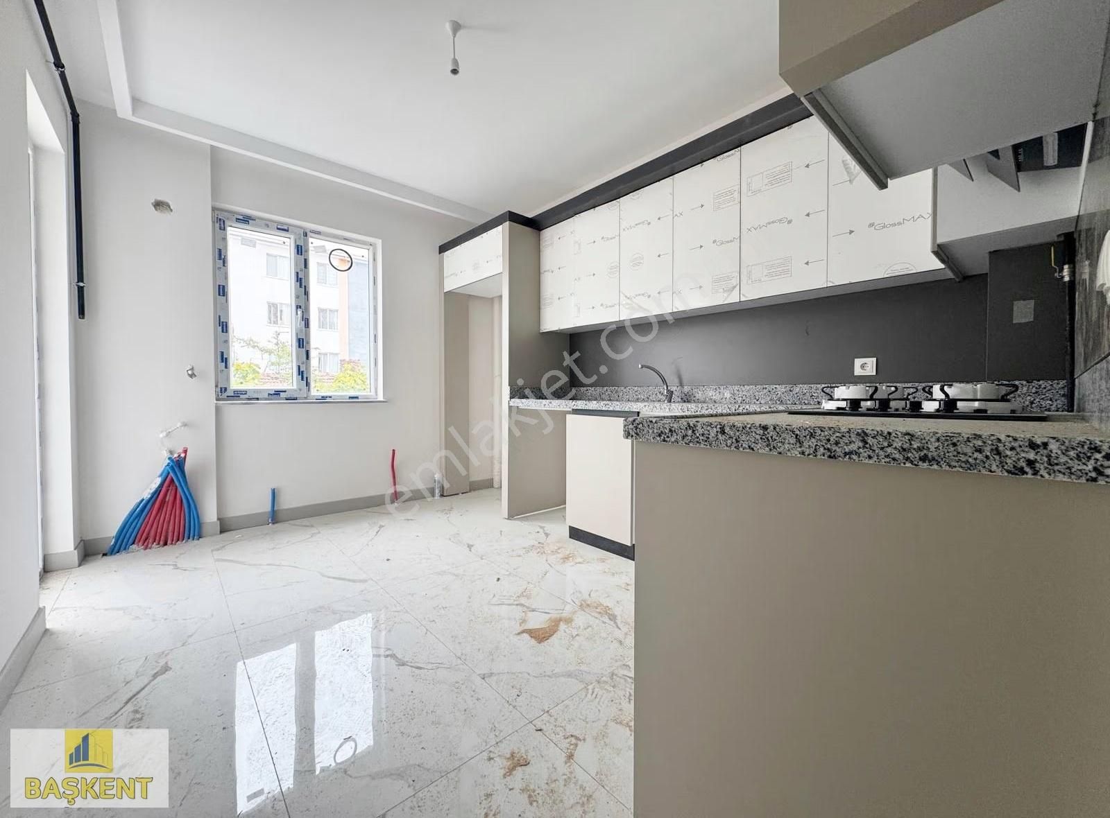 Başkent Gayrimenkul'den Merkezi Konumda Trene Yakın Geniş 3+1 Ev - Görsel 20