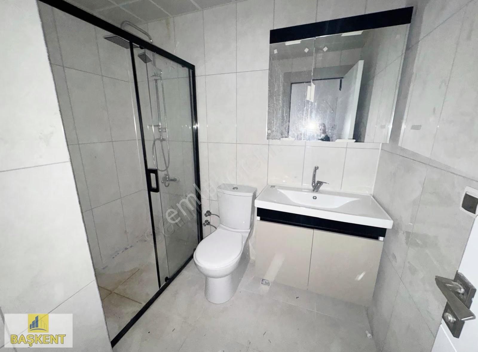 Başkent Gayrimenkul'den Merkezi Konumda Trene Yakın Geniş 3+1 Ev - Görsel 8