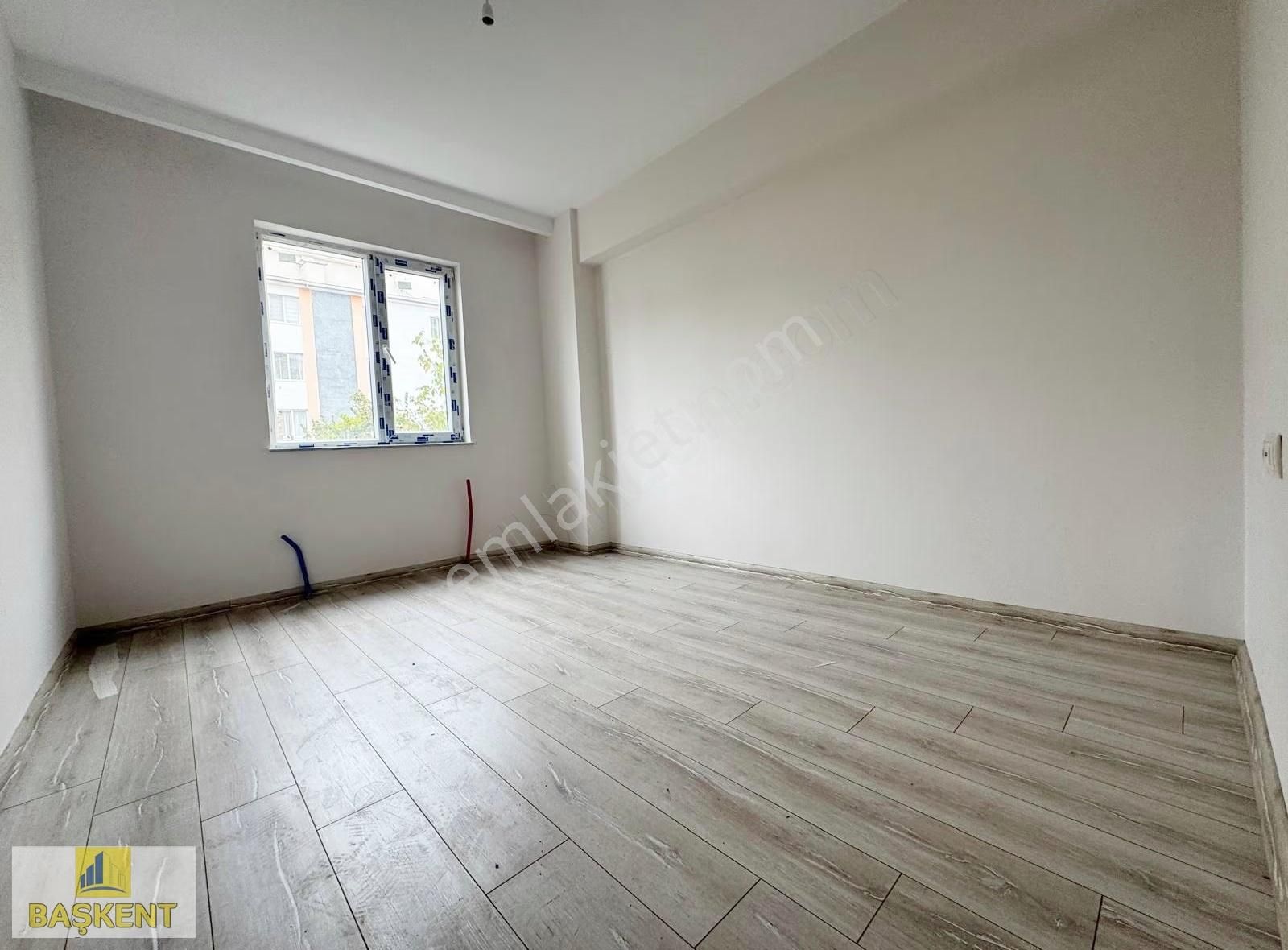 Başkent Gayrimenkul'den Merkezi Konumda Trene Yakın Geniş 3+1 Ev - Görsel 19