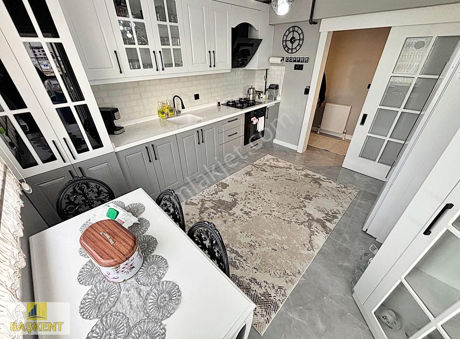 Başkent Gayrimenkul'den Masrafsız Ara Katta Ultra Lüks 3+1 Ev - Görsel 12