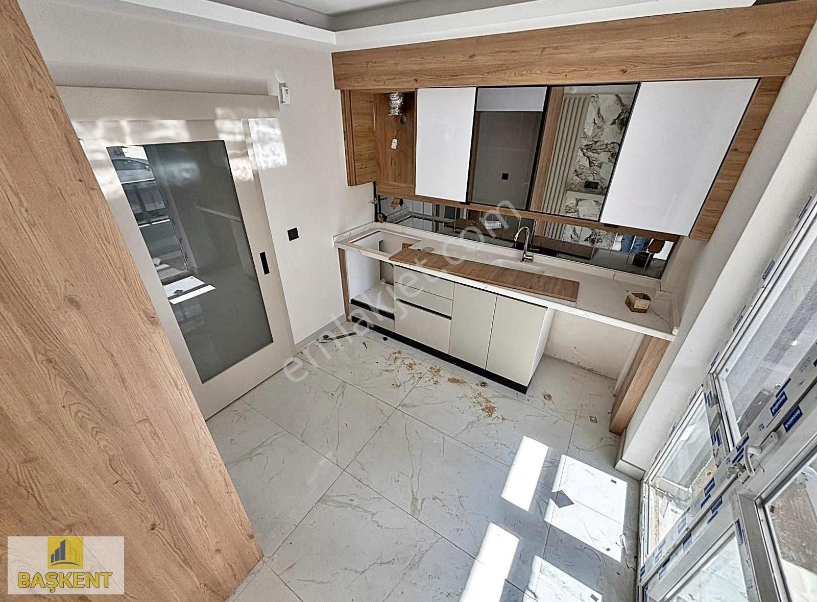 Başkent Gayrimenkul'den Cadde Üzerin'de Giyinme Odalı 3+1 Daire. - Görsel 25