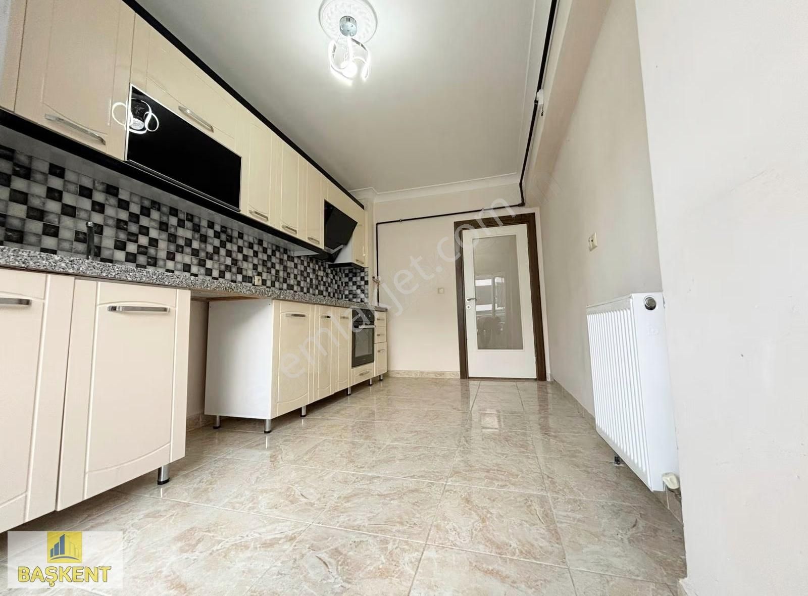 Başkent Gayrimenkulden Bulvar Cepheli Geniş Ulaşımı Rahat 2+1 Ev - Görsel 28