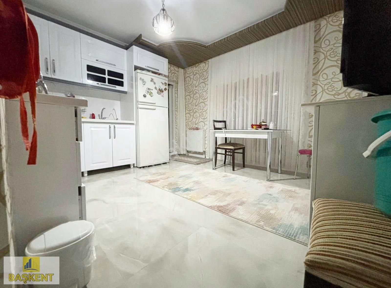 Başkent Gayrimenkul'den Çift Balkonlu Kilerli Köşe Başı 4+1 Ev - Görsel 22