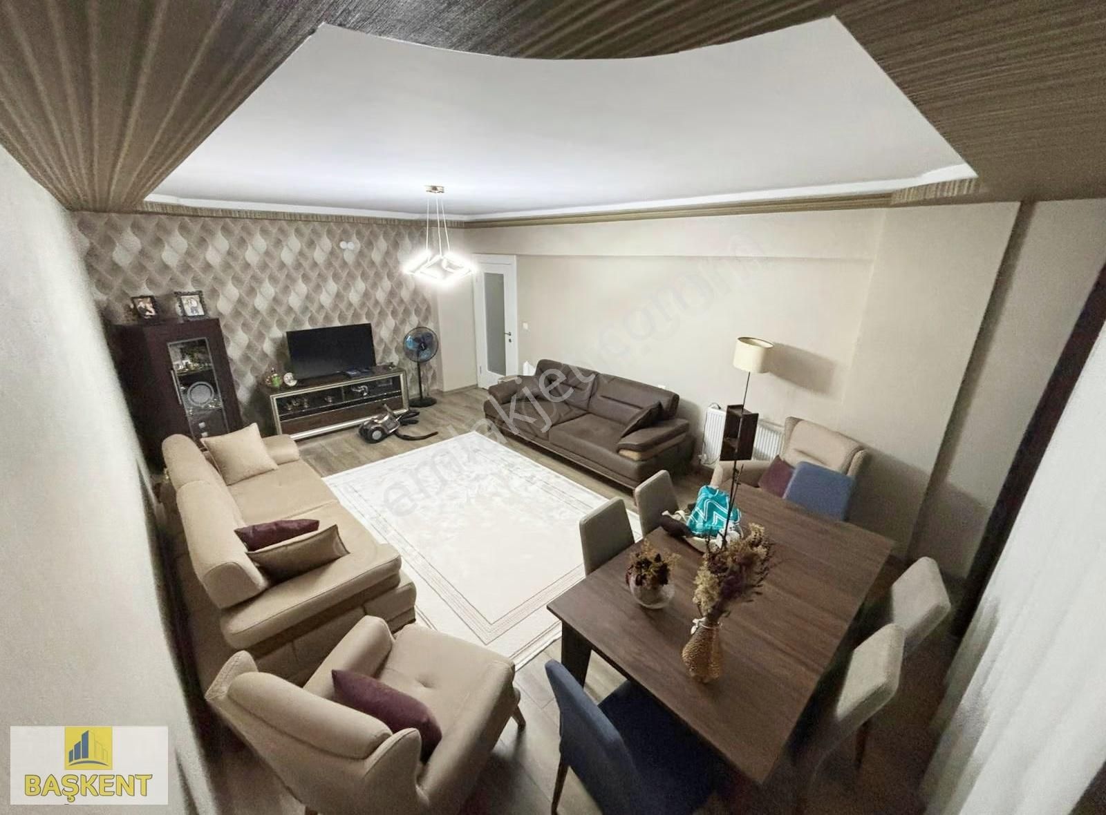 Başkent Gayrimenkul'den Çift Balkonlu Kilerli Köşe Başı 4+1 Ev - Görsel 27