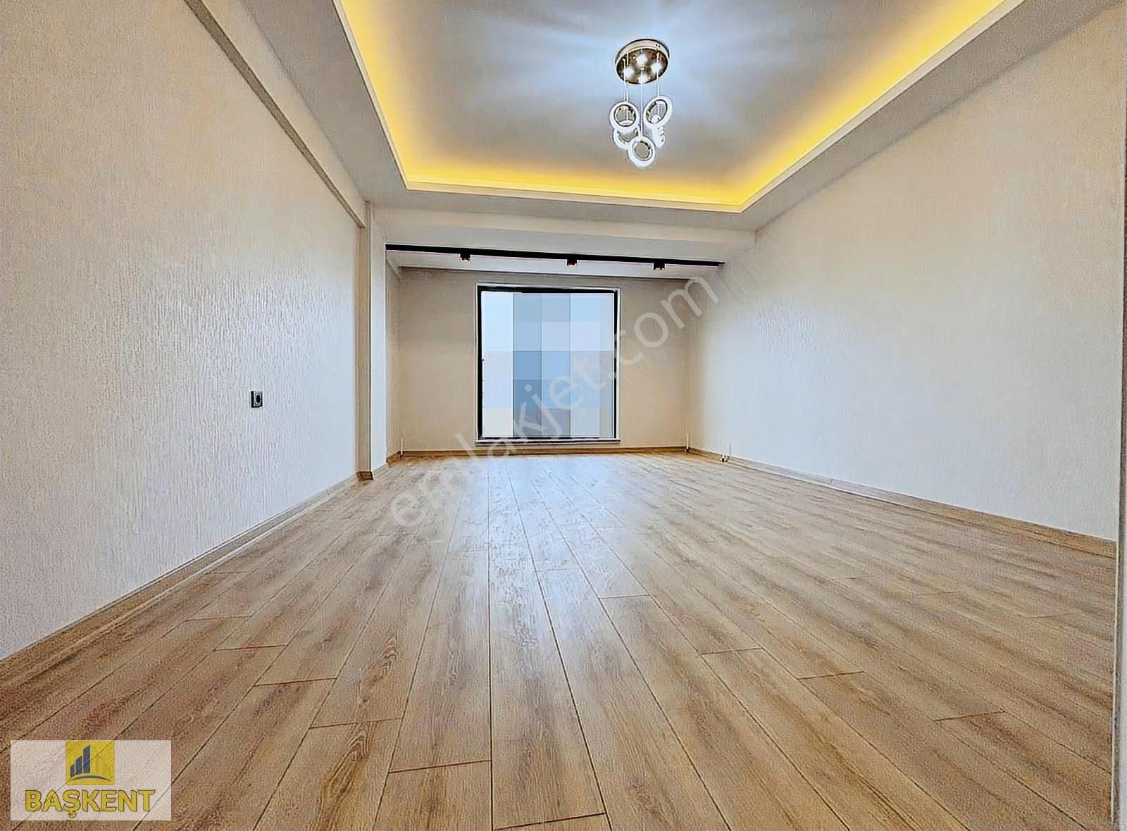 Başkent Gayrimenkul'den Ada Mutfaklı Merkez'de 4+1 Ultra Lüks Ev - Görsel 23