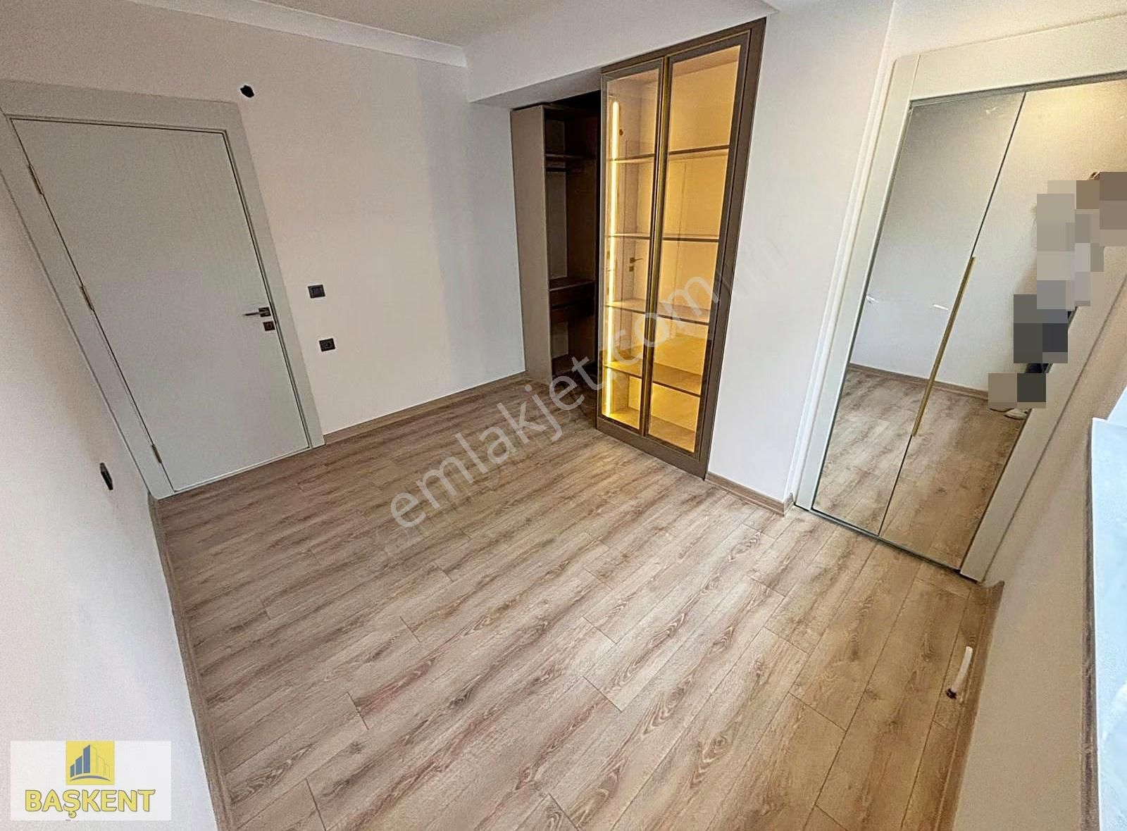 Başkent Gayrimenkul'den Ada Mutfaklı Merkez'de 4+1 Ultra Lüks Ev - Görsel 34