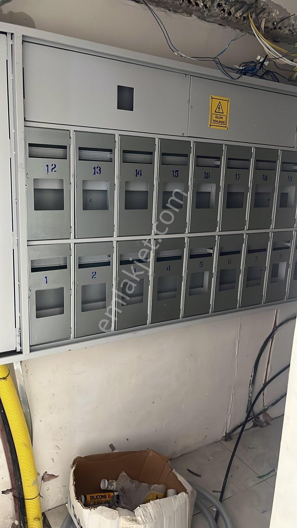 İzmir Karşıyaka 'da Cadde Üzeri Satılık 2+1 Lüks Daire - Görsel 5