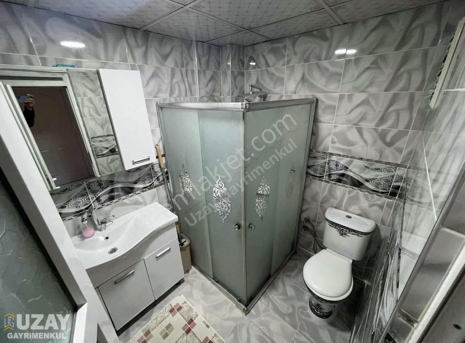 Güneykentte 120 Mt2 Ferah Geniş Bakımlı Fırsat 2+1 Daire - Görsel 2