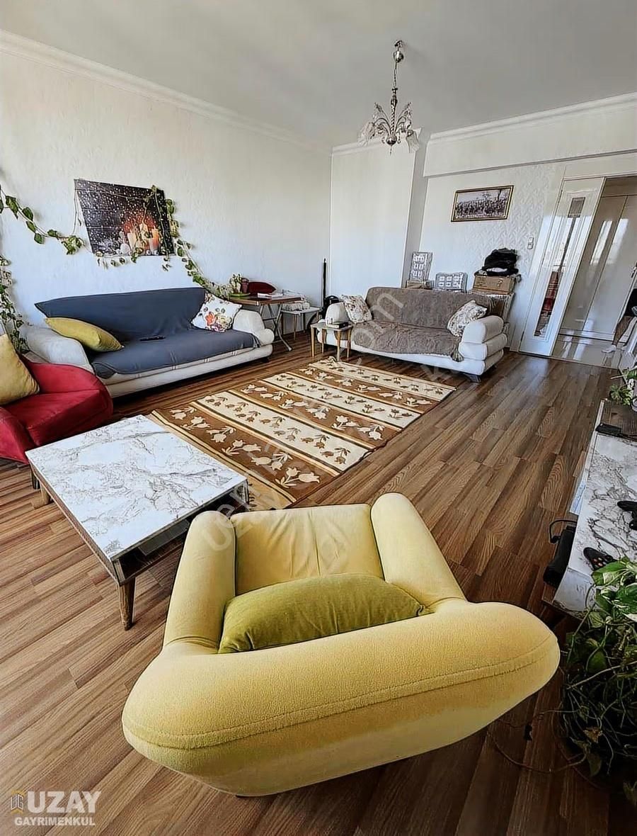 Uzaydan Şahintepede Merkeze Yakın Ğeniş Daire