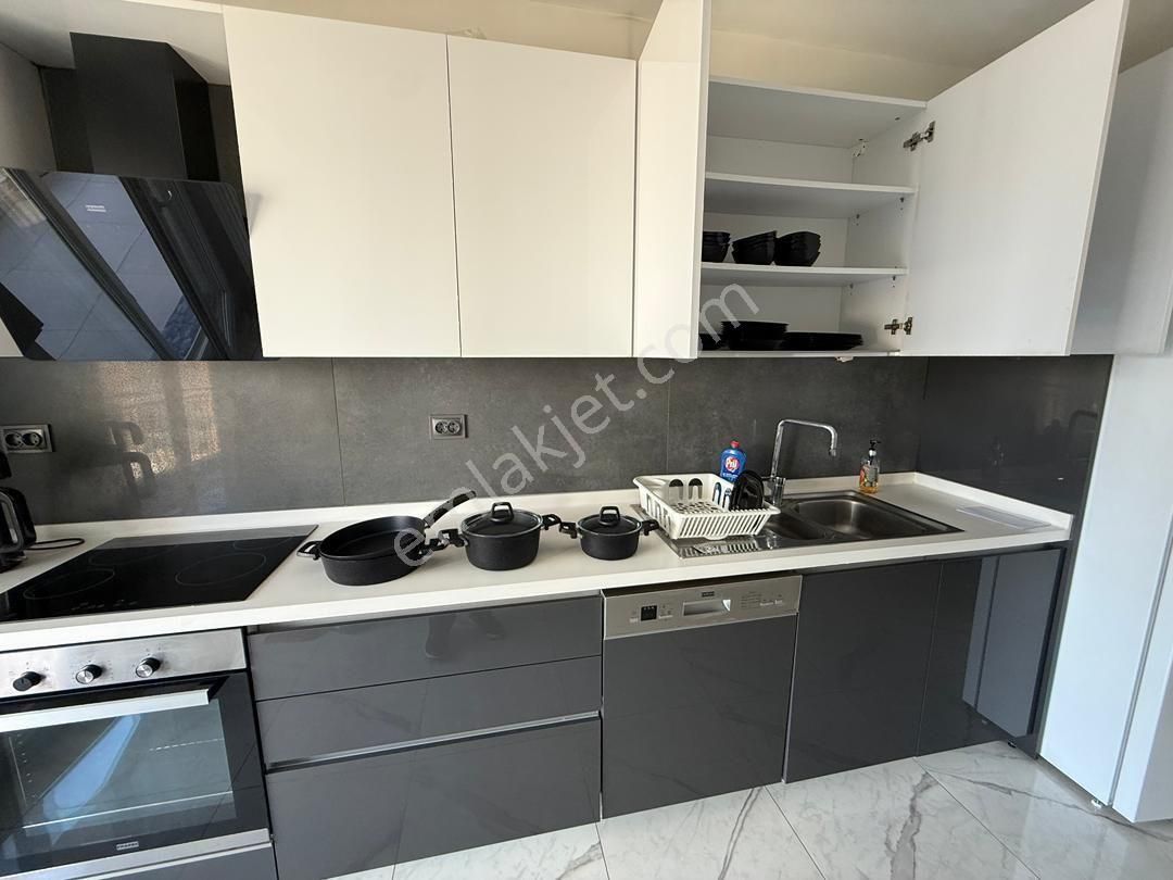 Avc Emlak'tan Göl Plus Sitesi'nde 3+1 Eşyalı Kiralık Daire - Görsel 6