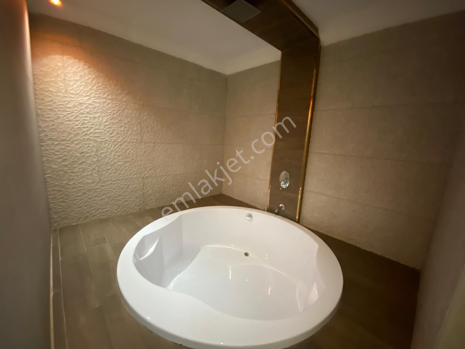 Çankaya Esat Lüks Küvetli Daireler 7/24 Resepsiyon Wifi + 165" Tv + Küvet - Görsel 12