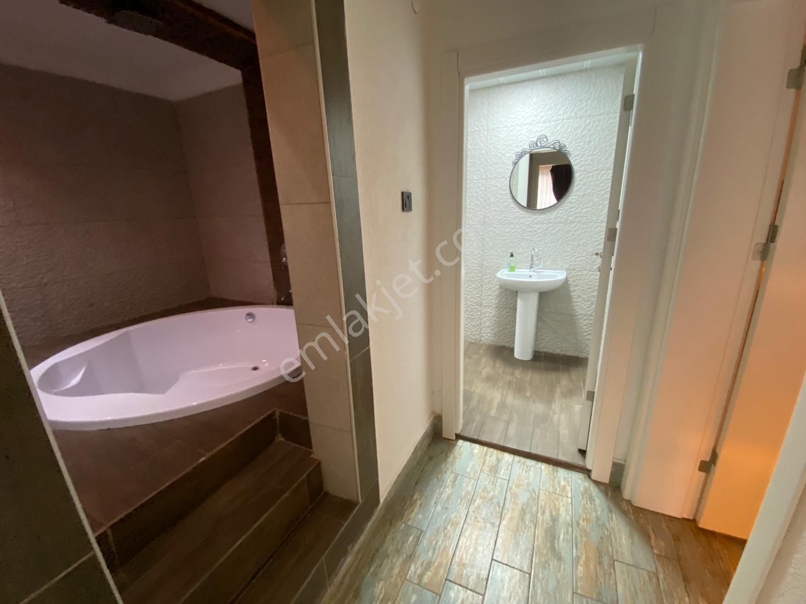 Çankaya Esat Lüks Küvetli Daireler 7/24 Resepsiyon Wifi + 165" Tv + Küvet - Görsel 5